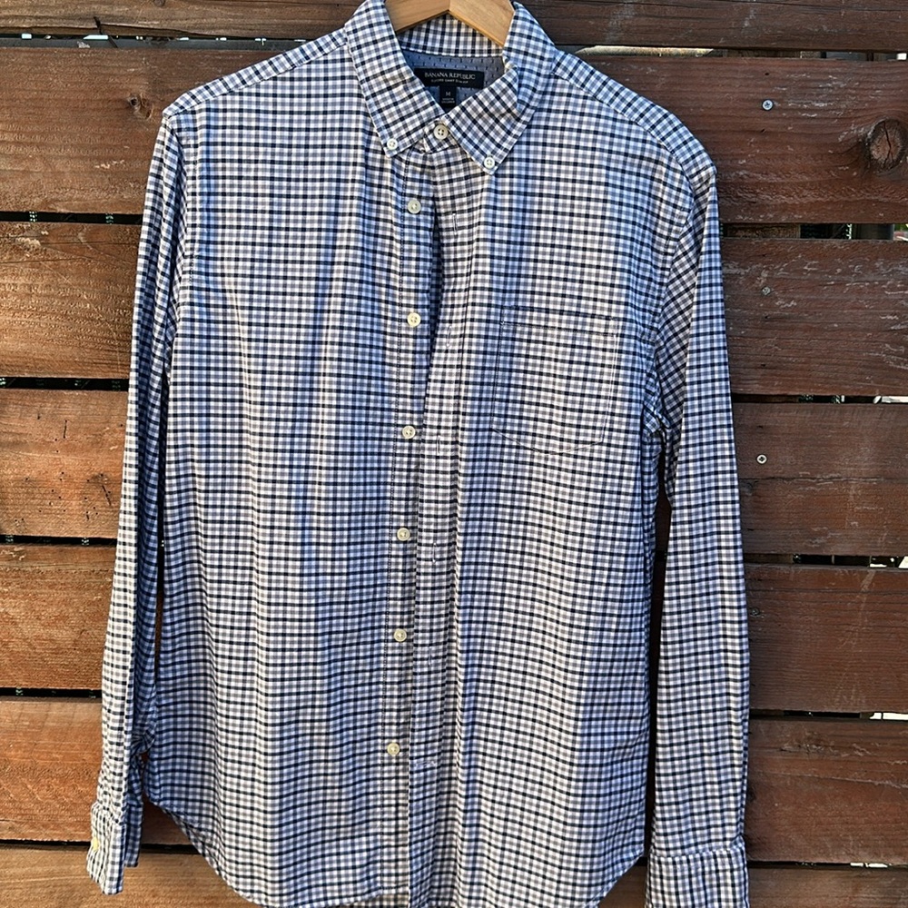 Banana Republic Button Down Shirt